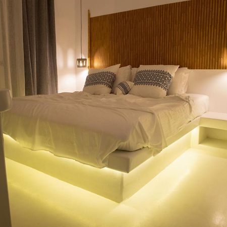 8 Keys Residence 纳乌萨 外观 照片
